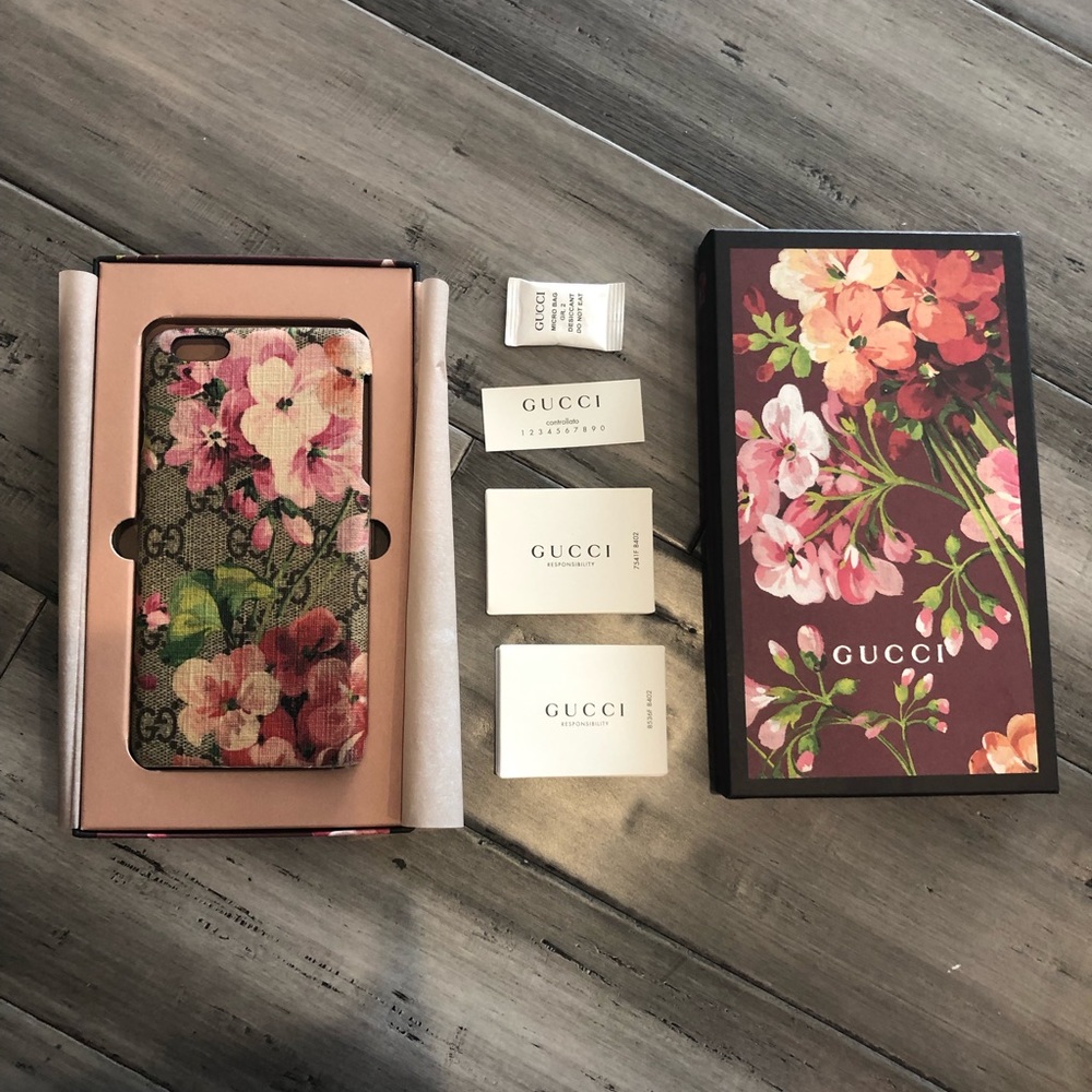 Gucci Iphone plus case